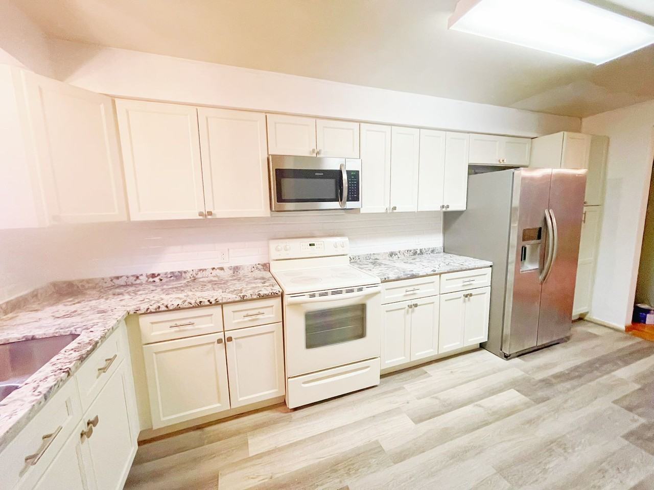 332 Kenridge Rd #1 - Photo 4 of 19