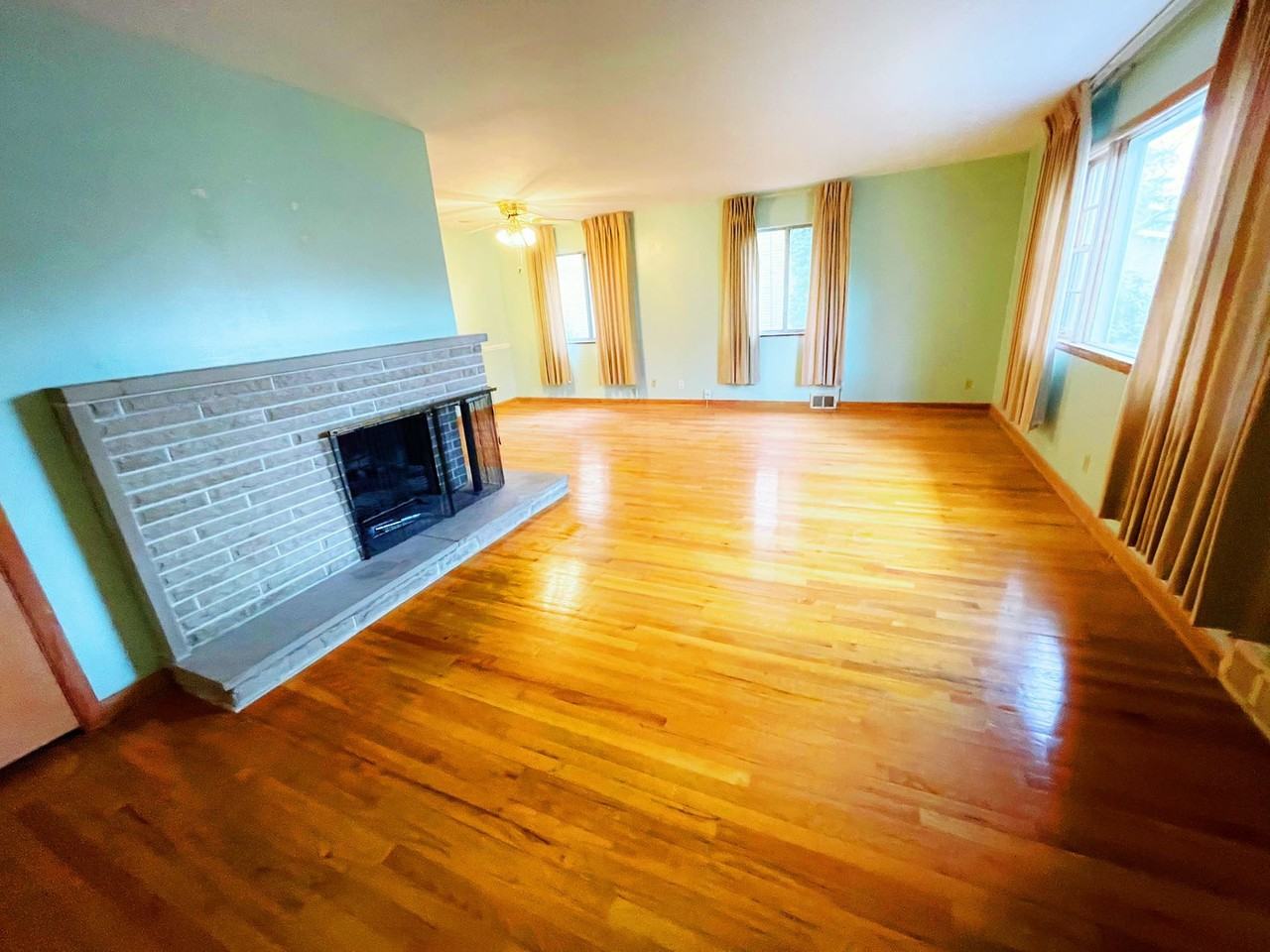 332 Kenridge Rd #1 - Photo 6 of 19