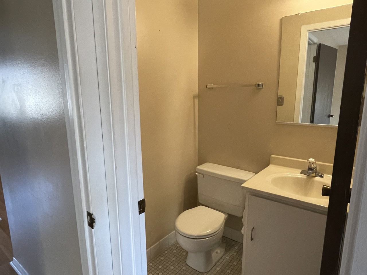 2217 Nichols Road #D - Photo 7 of 10