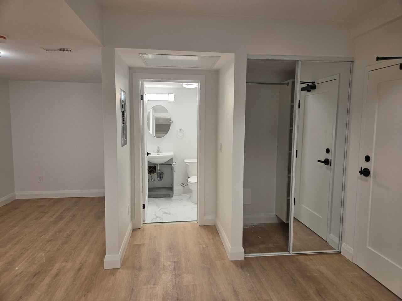 134 Carlton St - Photo 3 of 5