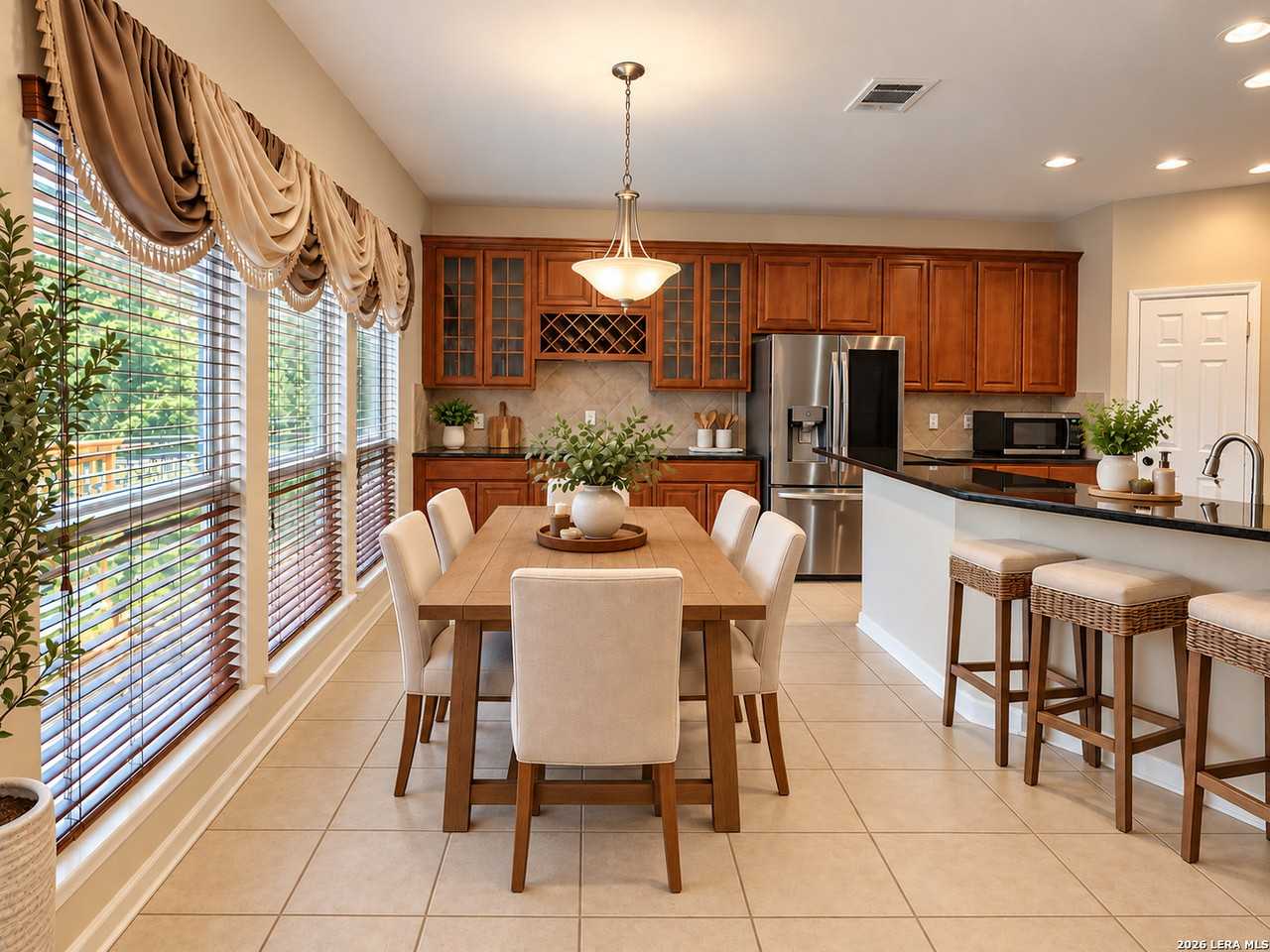 1410 Camden Cv #1 - Photo 6 of 39