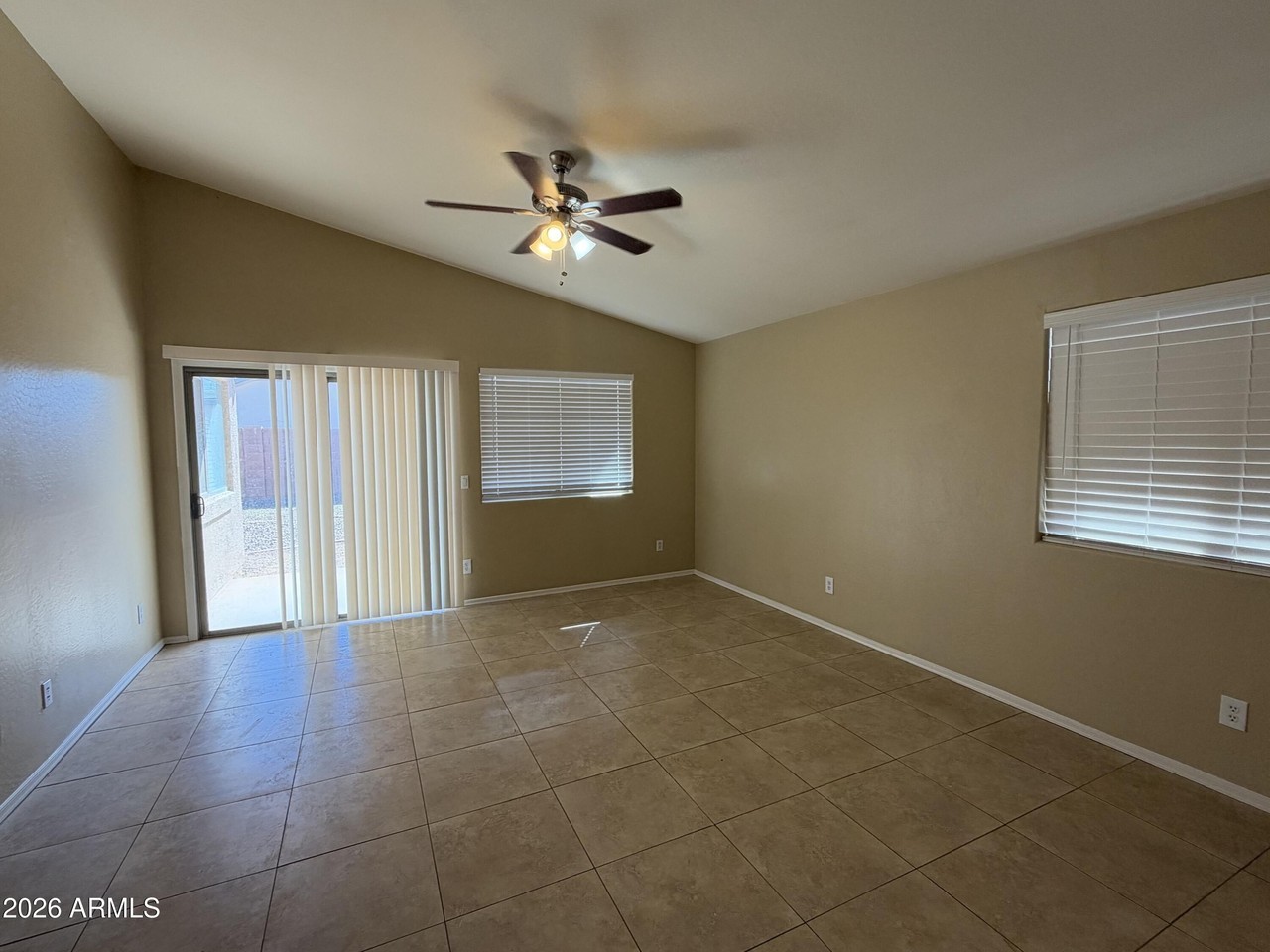 15473 W Shangri La Rd - Photo 2 of 7
