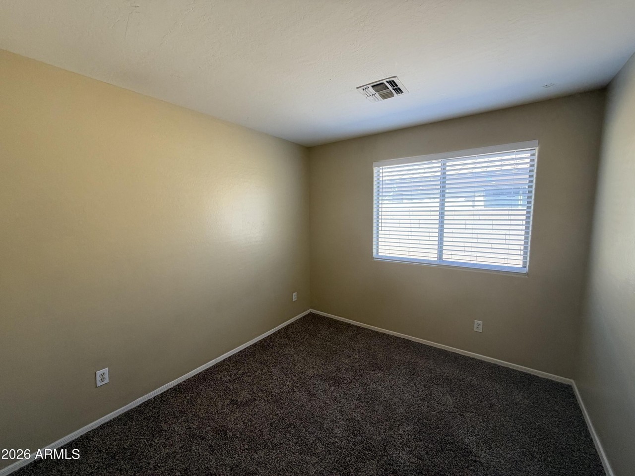 15473 W Shangri La Rd - Photo 5 of 7