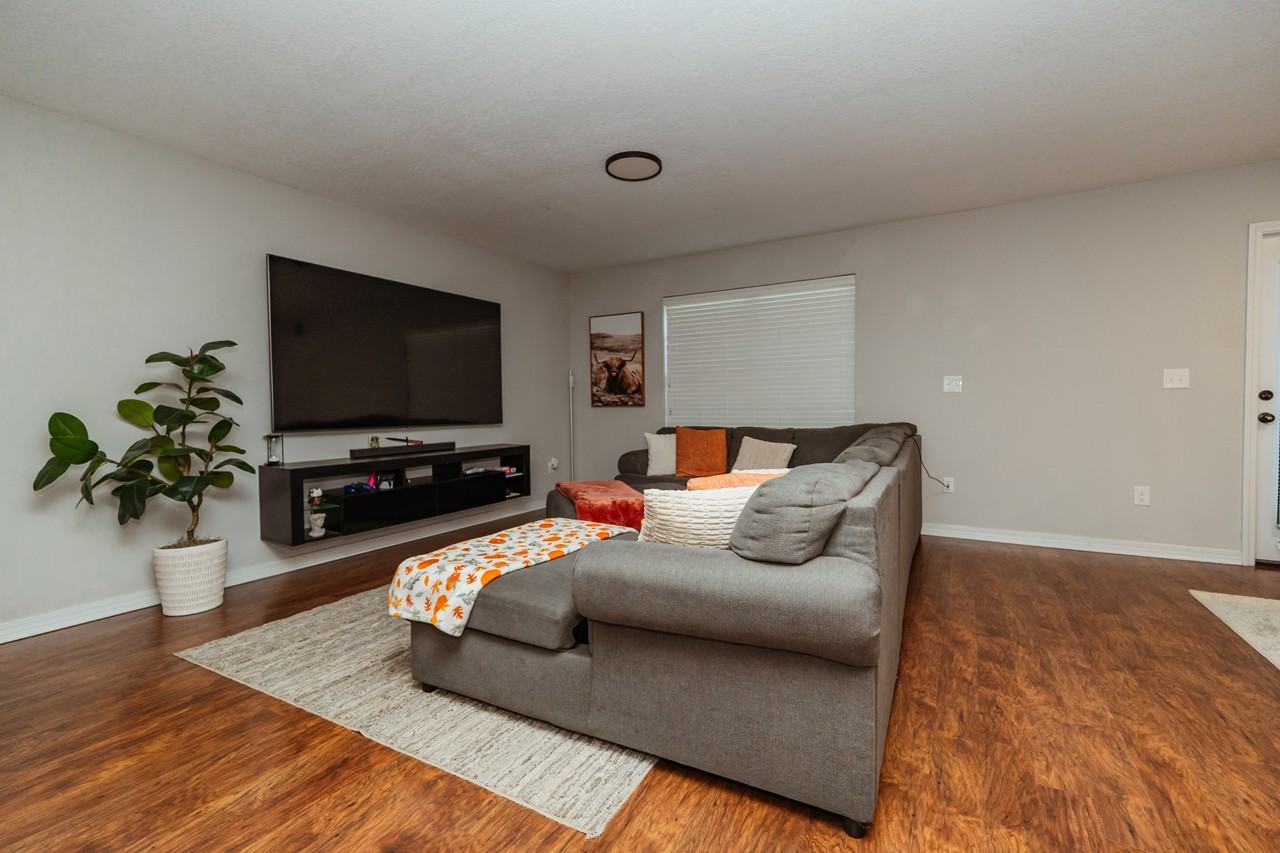 218 Wainwright Dr #1 - Photo 6 of 24