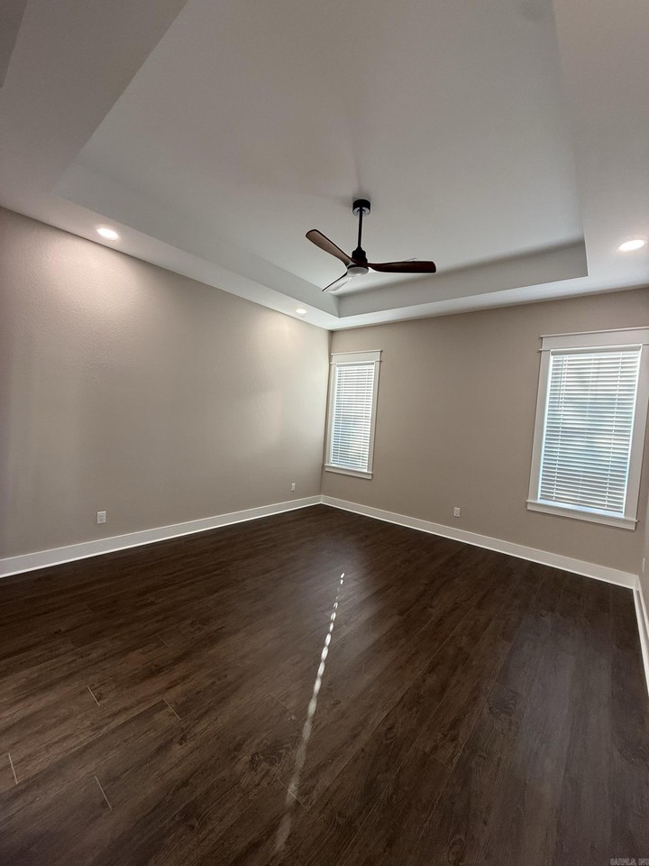 213 Fox Chase Cir - Photo 7 of 18