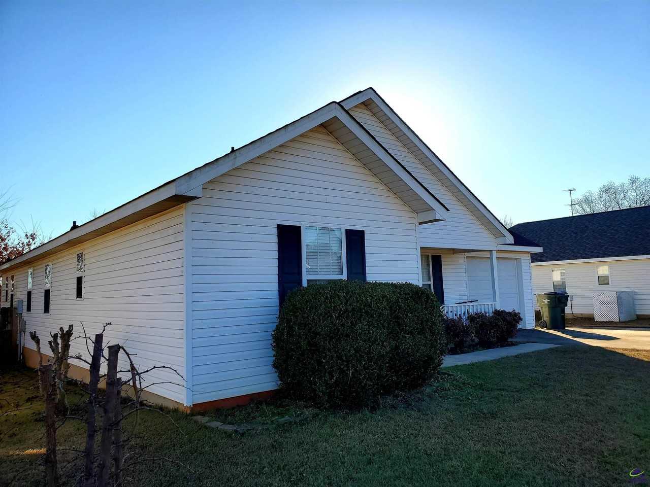 113 Kentshire Ln - Photo 3 of 24