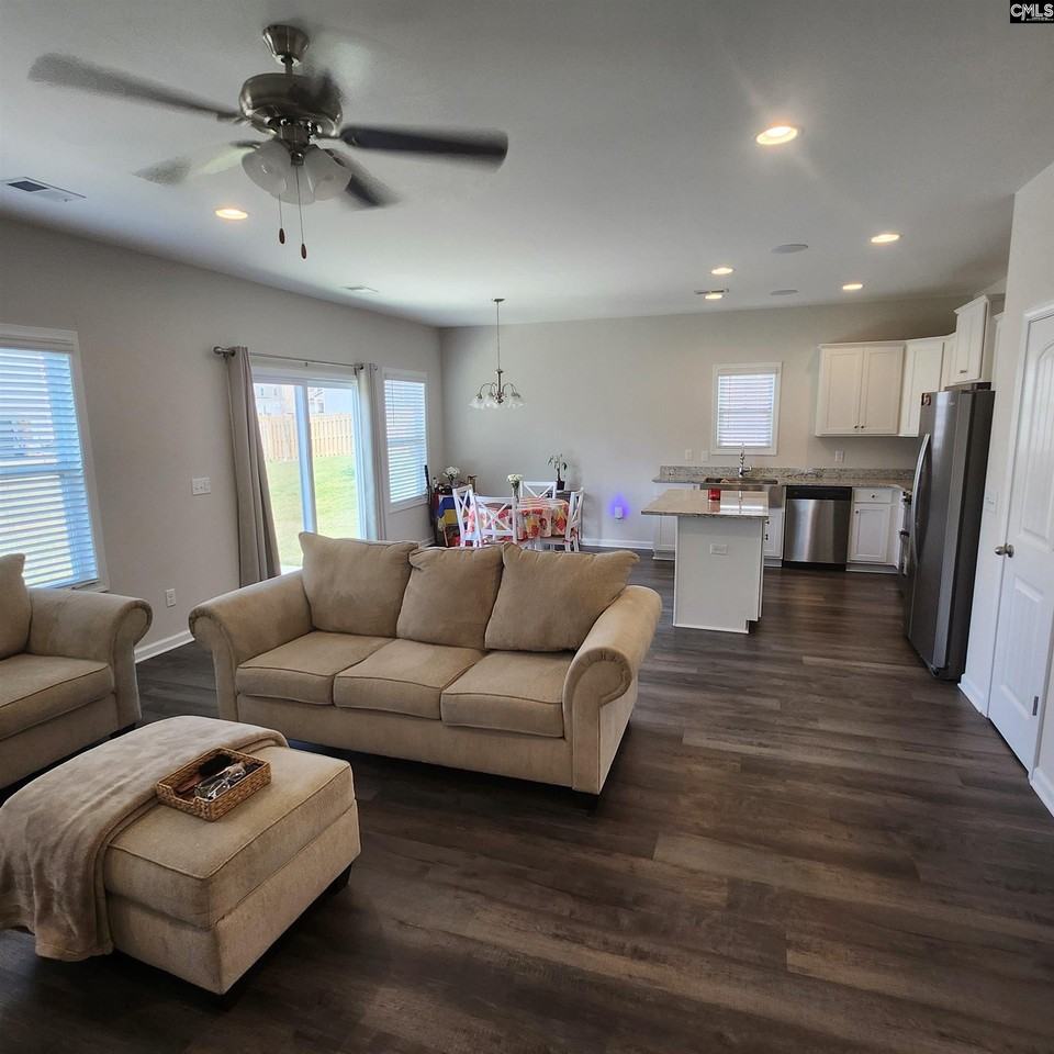 250 Honey Hill Way - Photo 6 of 29