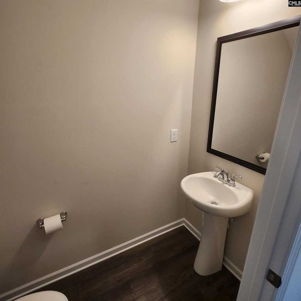 250 Honey Hill Way - Photo 7 of 29