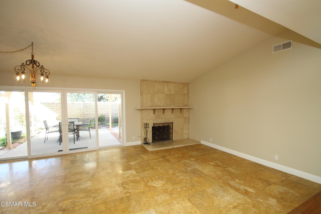 135 Mesa Ave - Photo 7 of 23