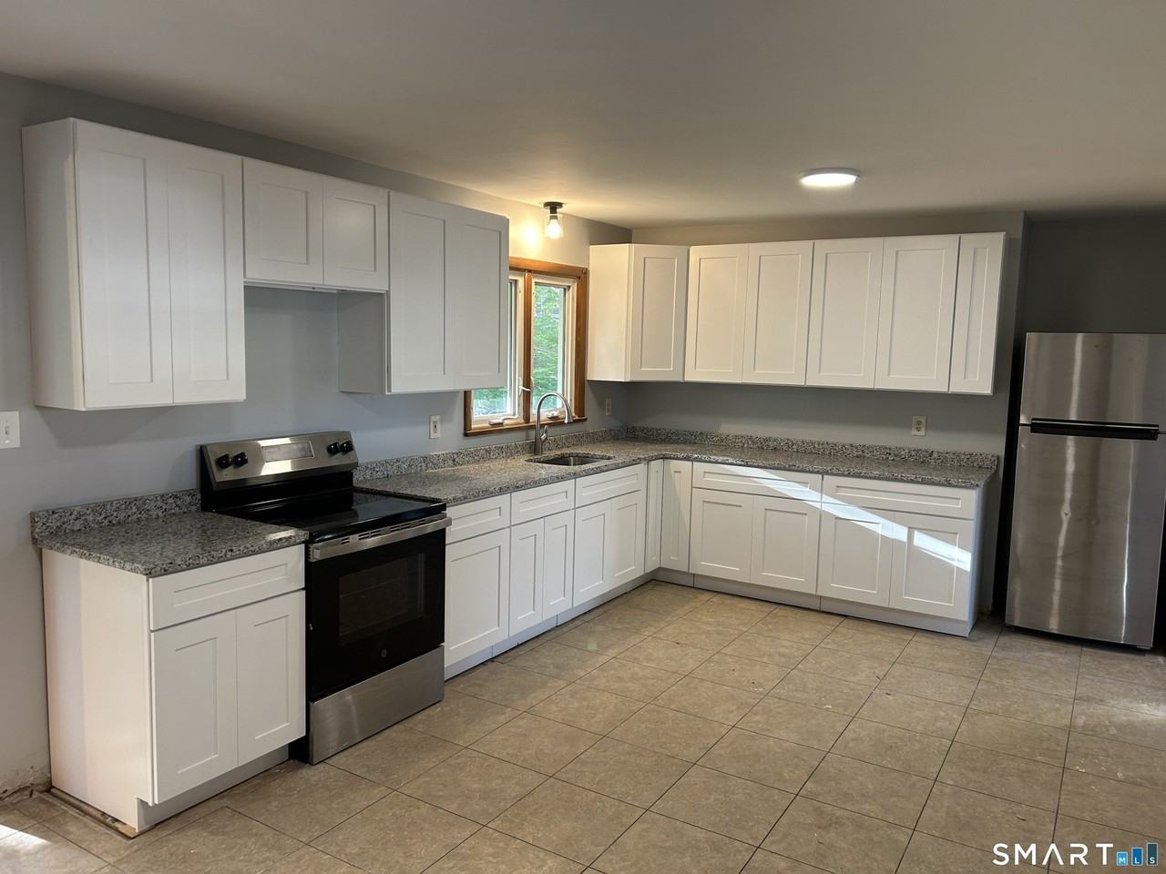 248 Ivan Hill Street - Photo 7 of 18
