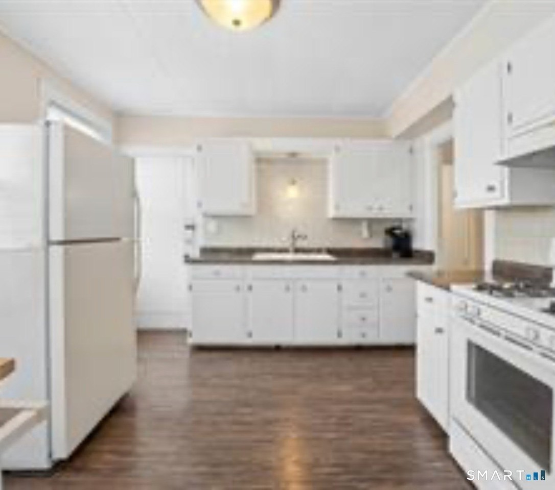 72 W Broad St #1 - Photo 7 of 9