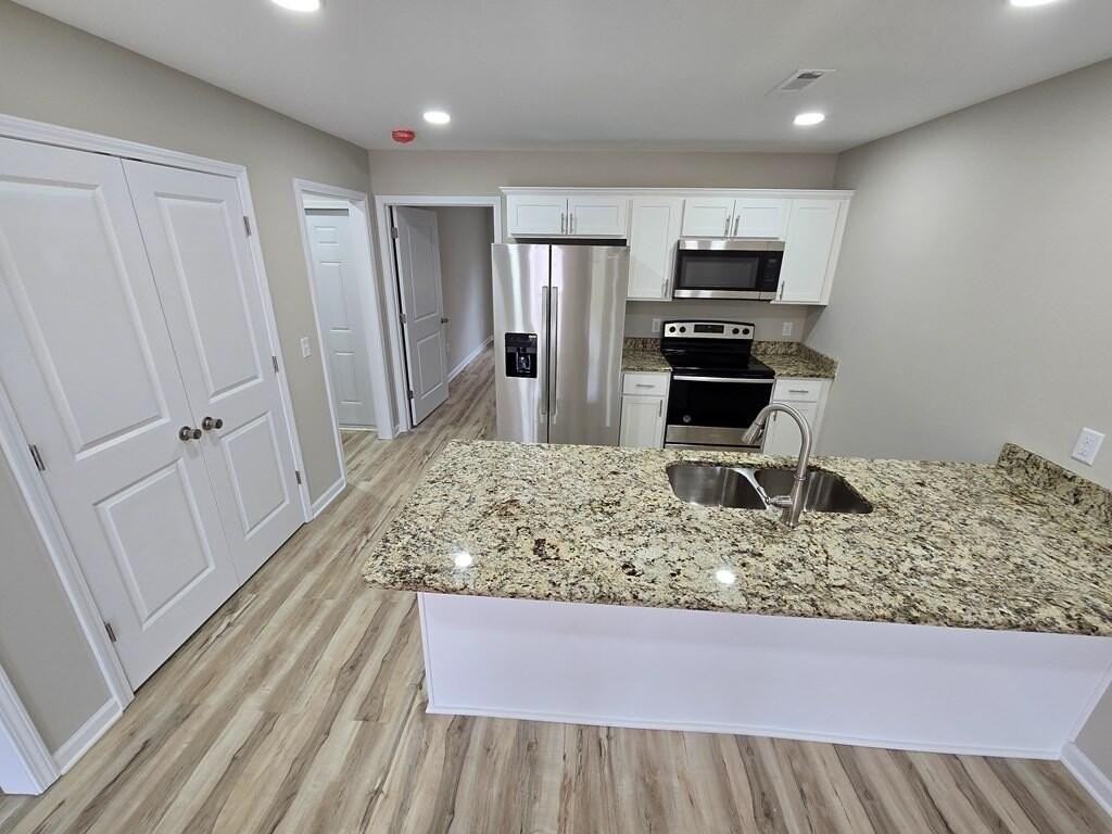 305 4th St - Photo 2 of 2