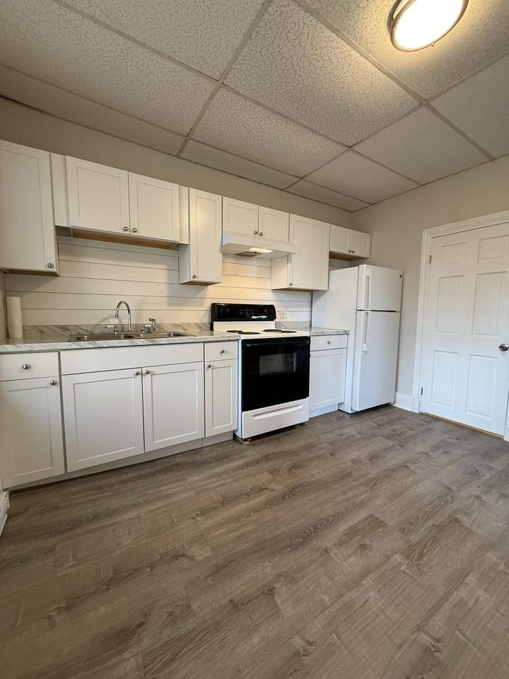 12 Grace St #12A - Photo 3 of 7