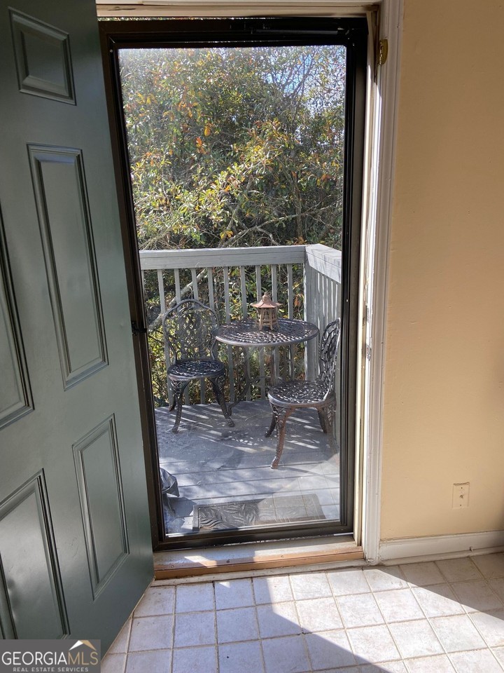 3069 Colonial Way - Photo 5 of 19