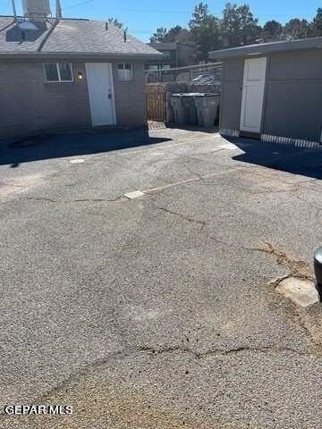 4555 Sun Valley Dr #A - Photo 2 of 17