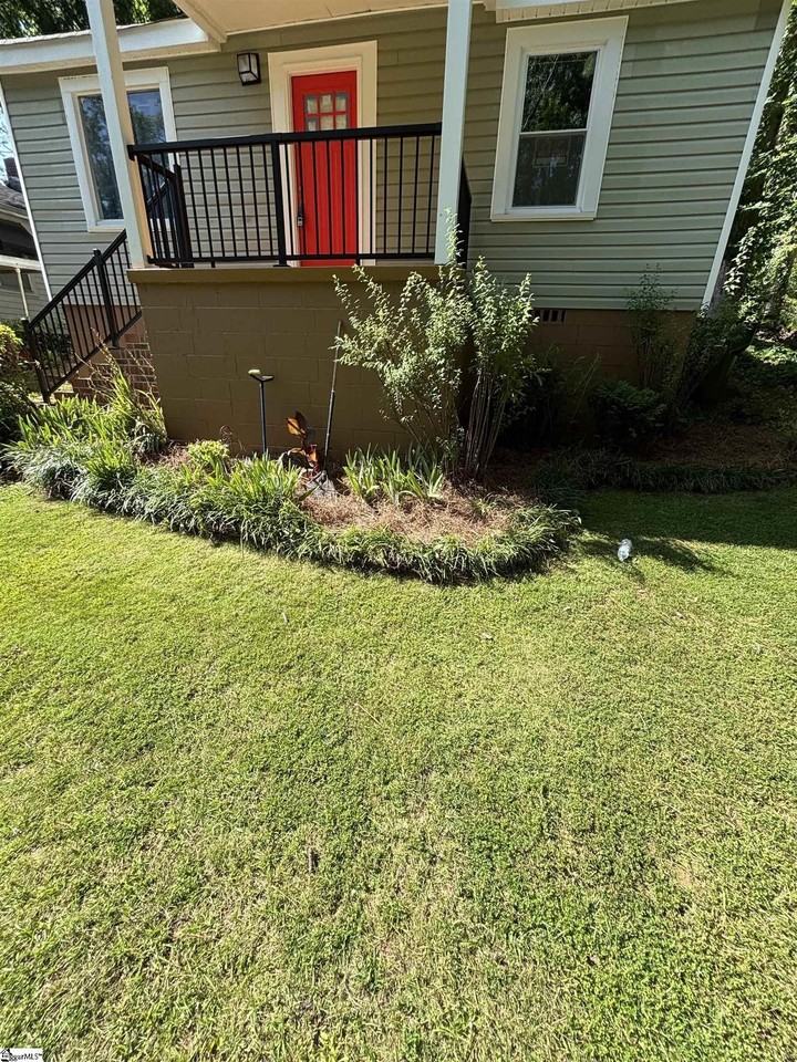 261 Cowan Ct