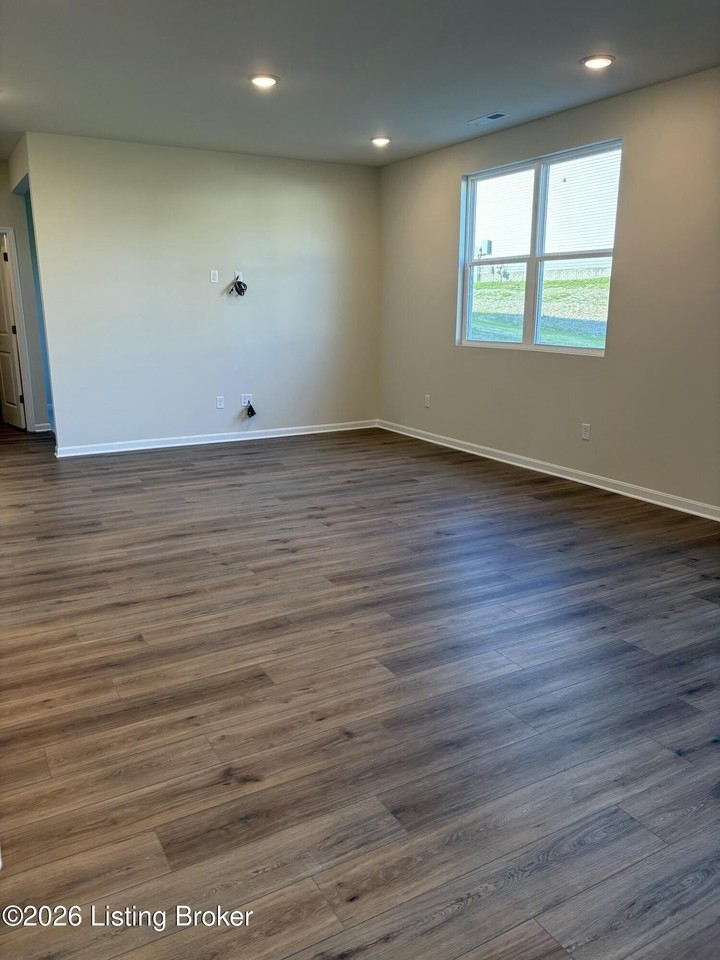 11147 Castlebrook Dr - Photo 6 of 25