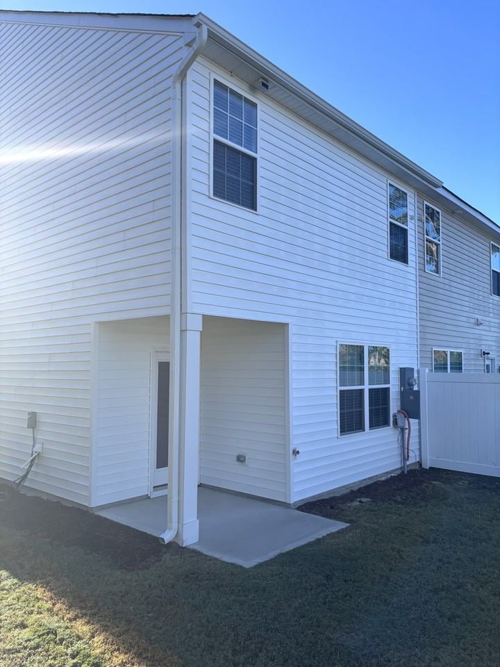 1911 Gracie Ln #1 - Photo 2 of 20