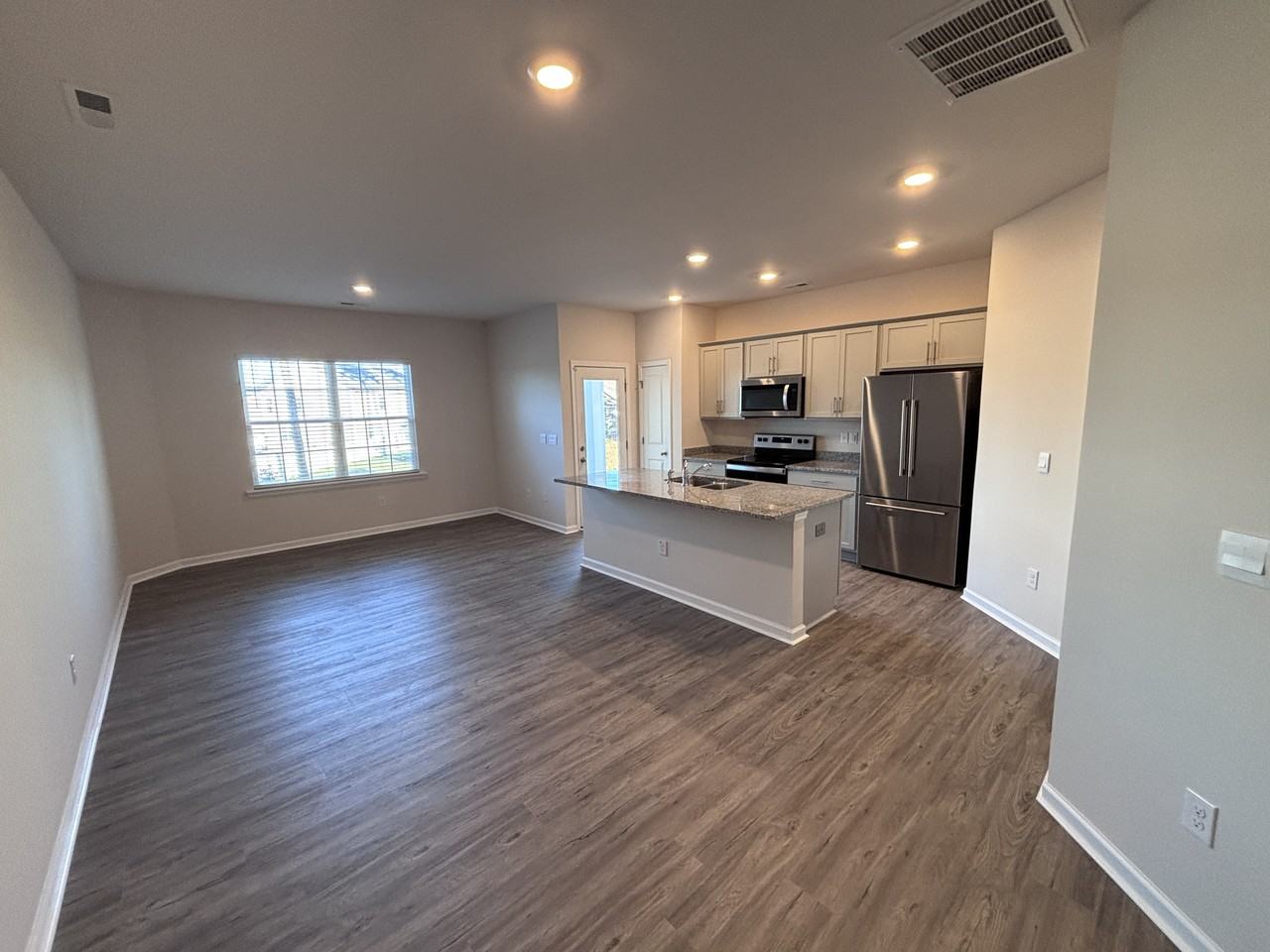 1911 Gracie Ln #1 - Photo 4 of 20