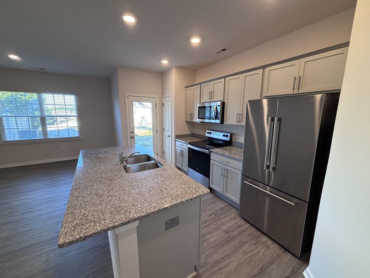 1911 Gracie Ln #1 - Photo 7 of 20