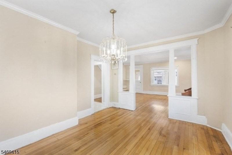 109 Allen St - Photo 5 of 7