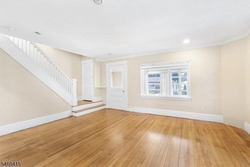 109 Allen St - Photo 6 of 7