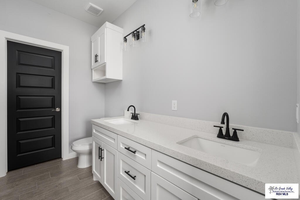 7908 VILLA FINO LN #A - Photo 7 of 10