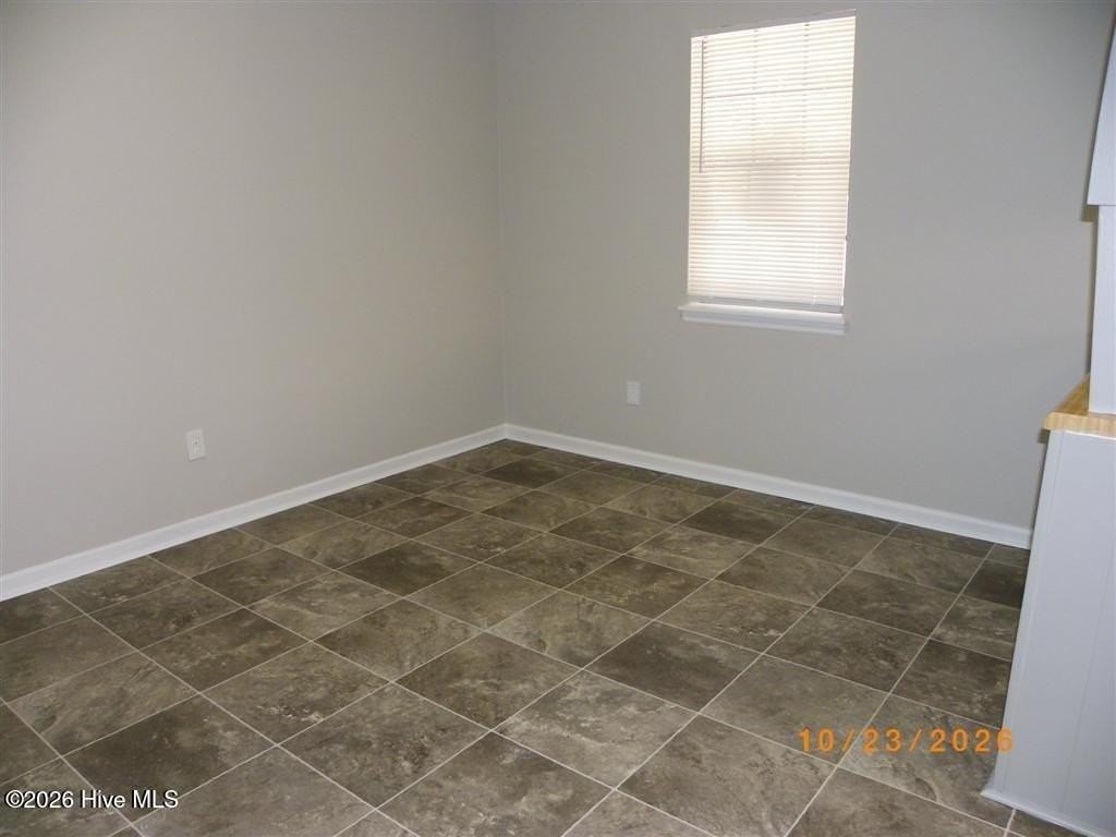 2501 Dewsbury Ct - Photo 4 of 13