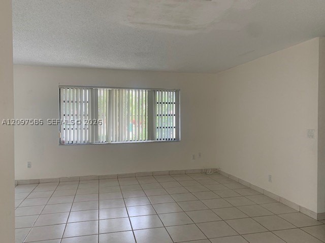 11784 Sw 16th St - Photo 2 of 12