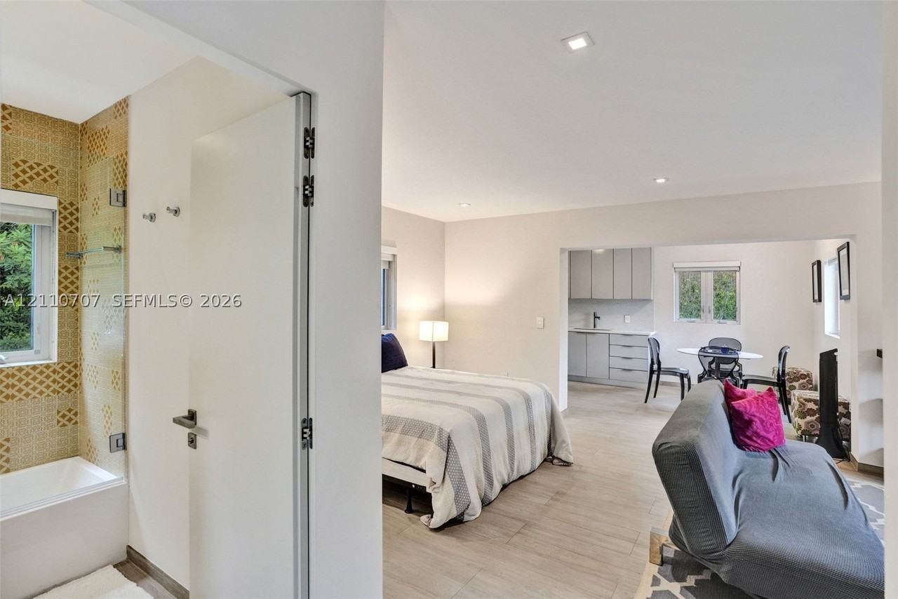 3151 Sheridan Ave #2 - Photo 2 of 20