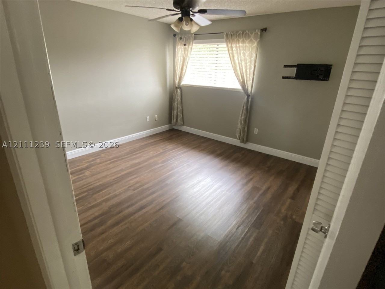 25130 Sw 124th Pl - Photo 2 of 9
