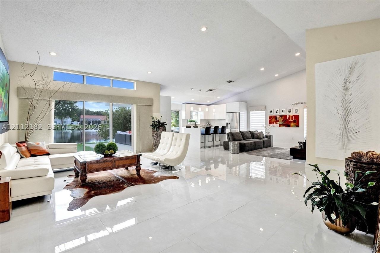 13430 Sw 17th Ct - Photo 3 of 50