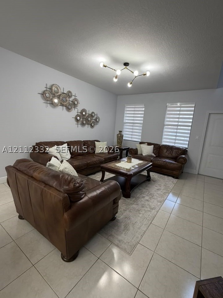 9764 Nw 10th Ter - Photo 7 of 14