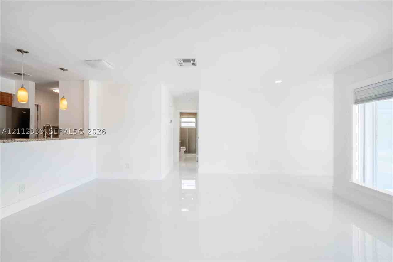 8901 Sw 149th Ter - Photo 7 of 22