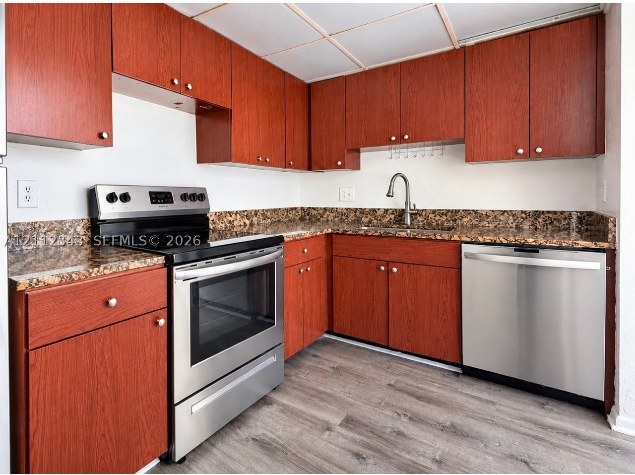 1477 Sw 24th Ct #5 - Photo 4 of 17