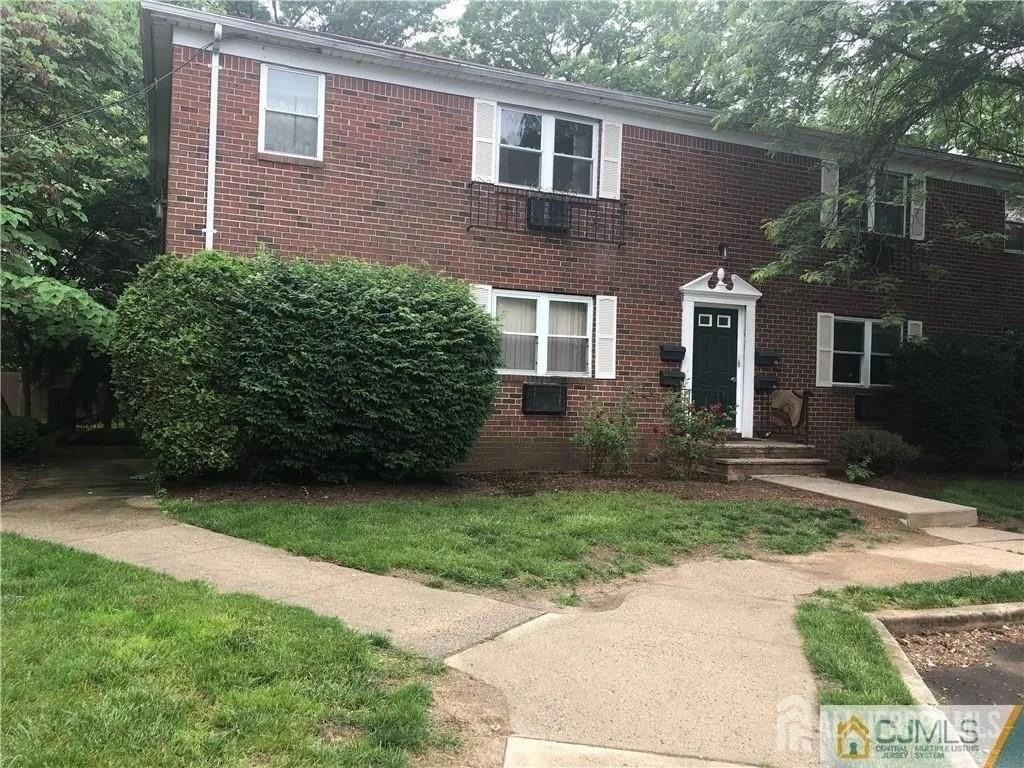 289 Main St #11D