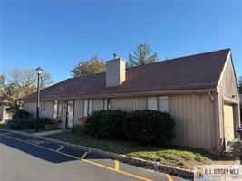 featured image of 31 Ardsley Ct