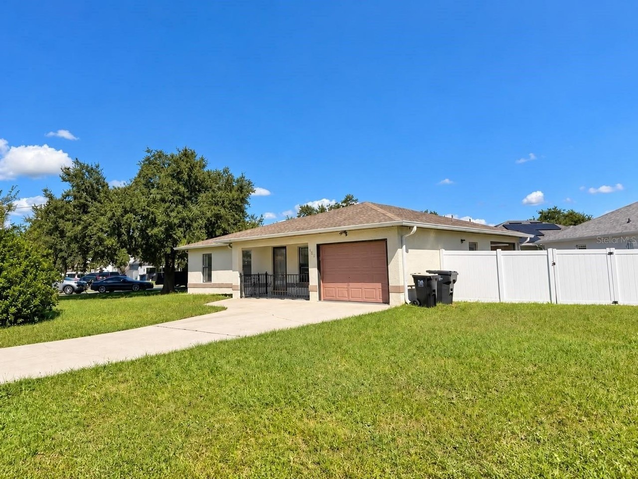 632 Linnet Ct - Photo 2 of 25