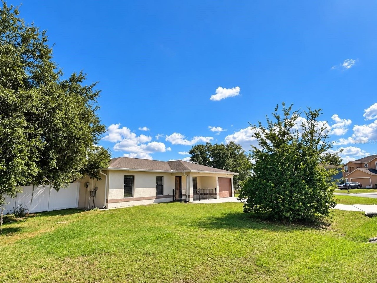 632 Linnet Ct - Photo 4 of 25