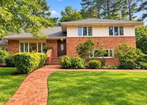 40 Pool Dr - Photo 1 of 1