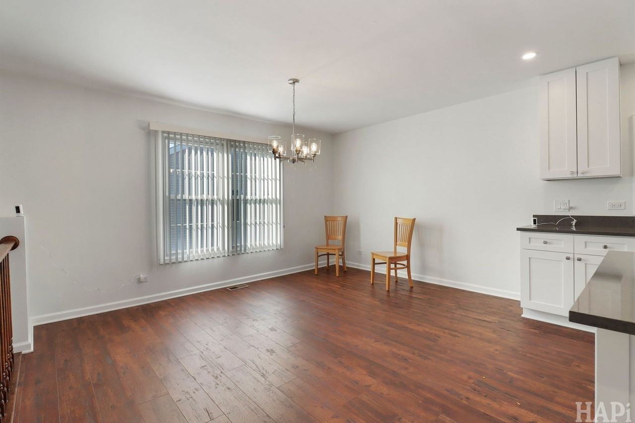 1104 Marlowe Pl - Photo 7 of 24