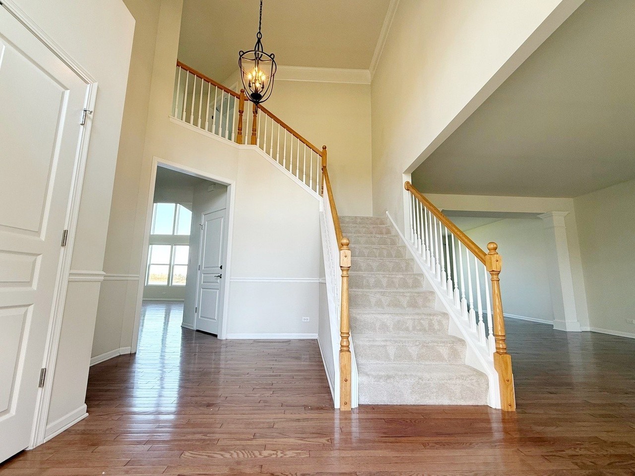 206 Chapin Way - Photo 3 of 21
