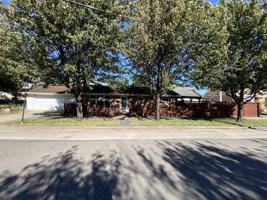featured image of 7440 W Everell Ave