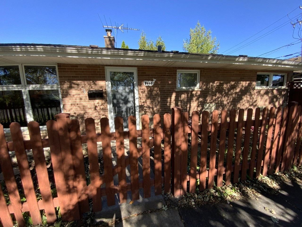 7440 W Everell Ave - Photo 4 of 23