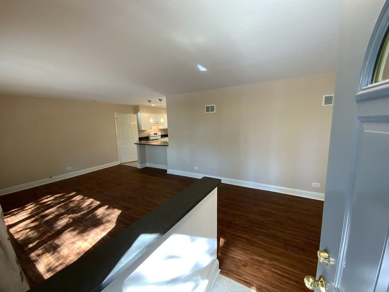 7440 W Everell Ave - Photo 6 of 23