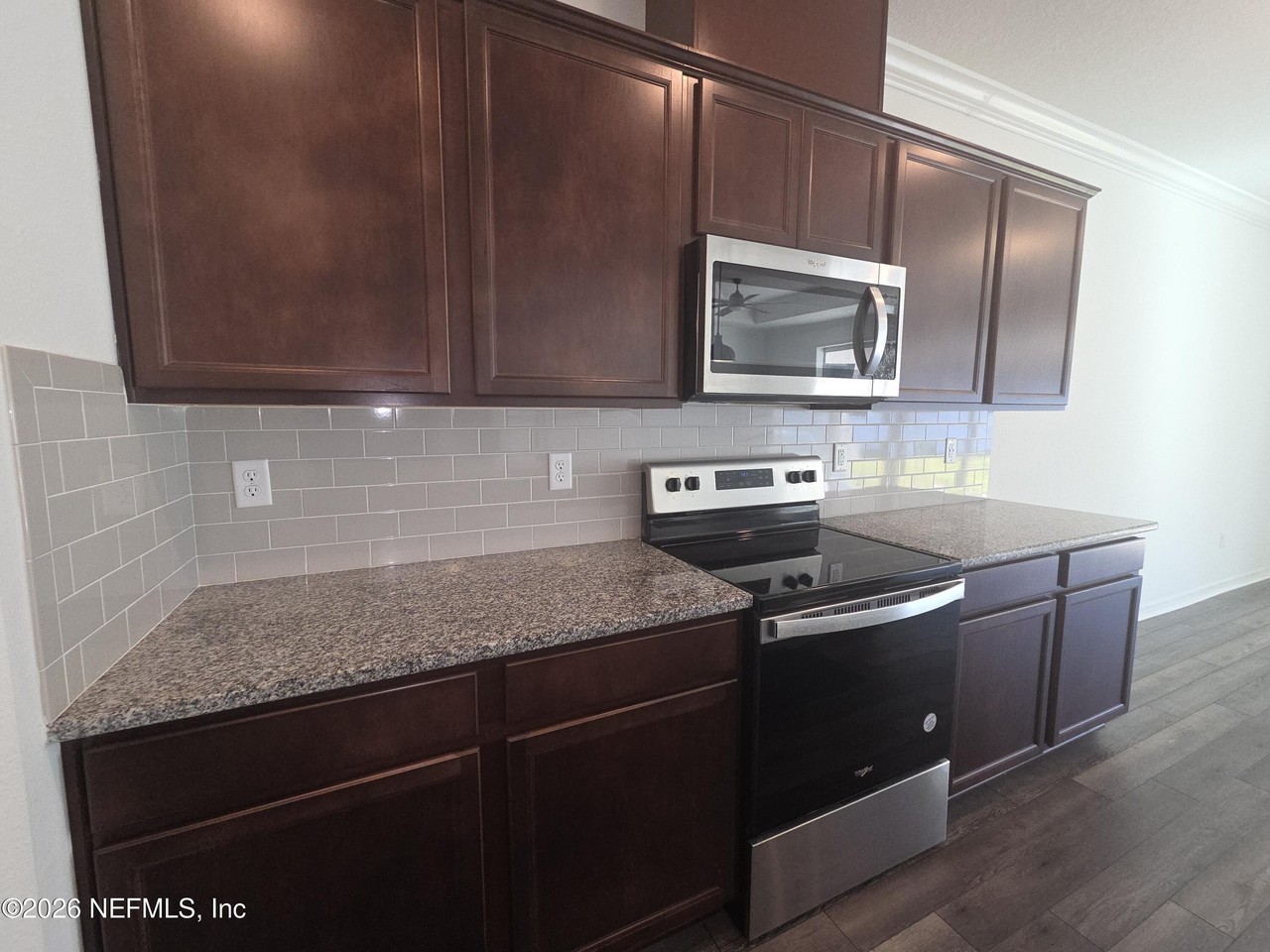 14658 Lattice Ct - Photo 7 of 34