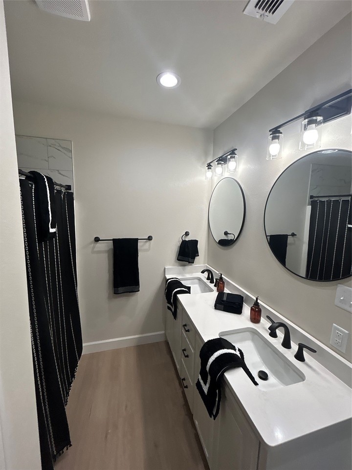 6952 Nikhil Ln - Photo 6 of 7