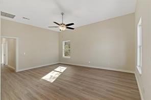 1360 10th St Ne - Photo 4 of 8
