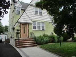 featured image of 127 Gordon Rd