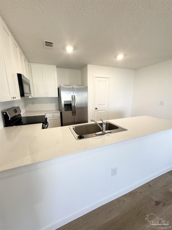 2624 Bagpipe Dr - Photo 4 of 22